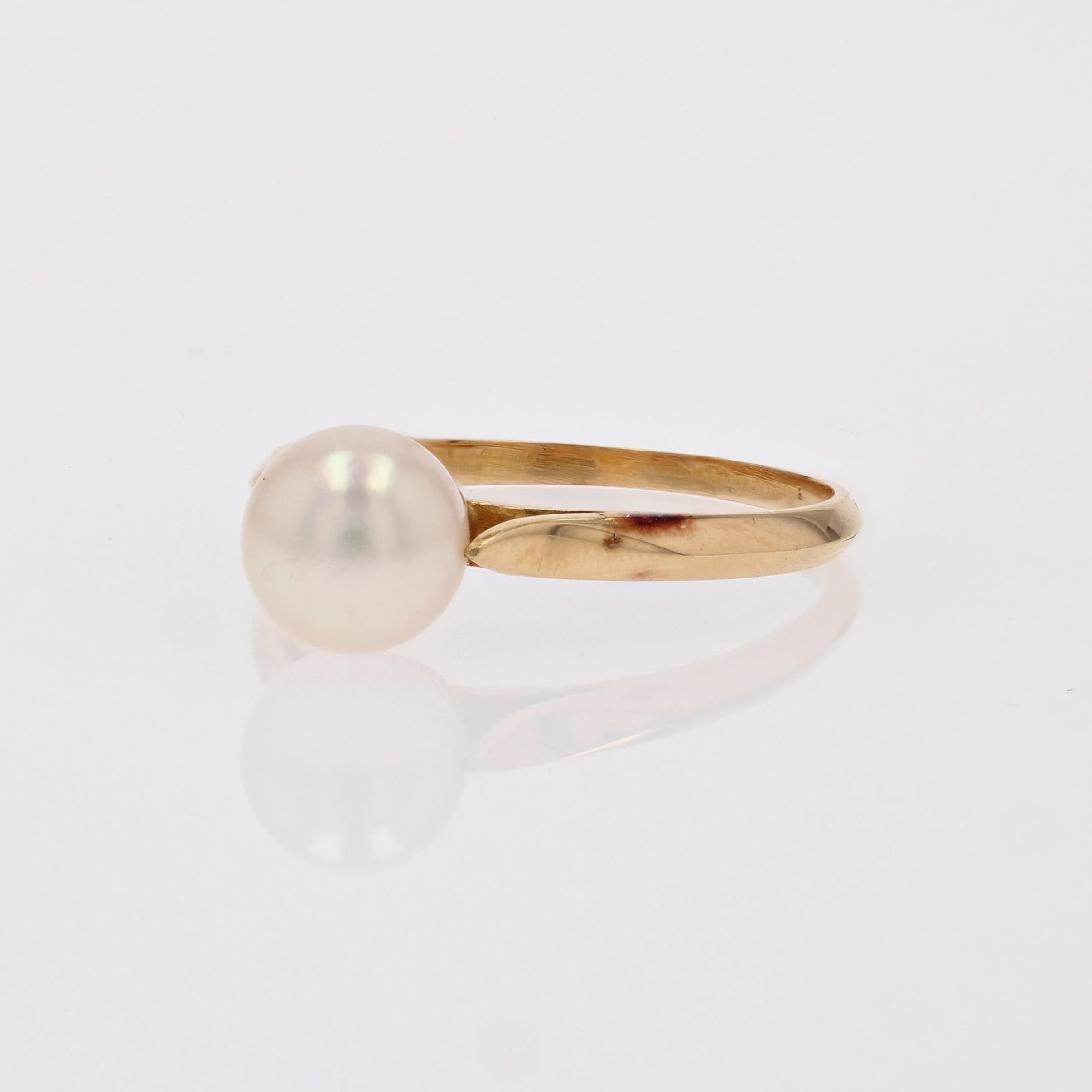 Französischer Solitär-Ring aus 18 Karat Gelbgold mit Zuchtperlen und Zuchtperlen, 20. Jahrhundert (Perle) im Angebot