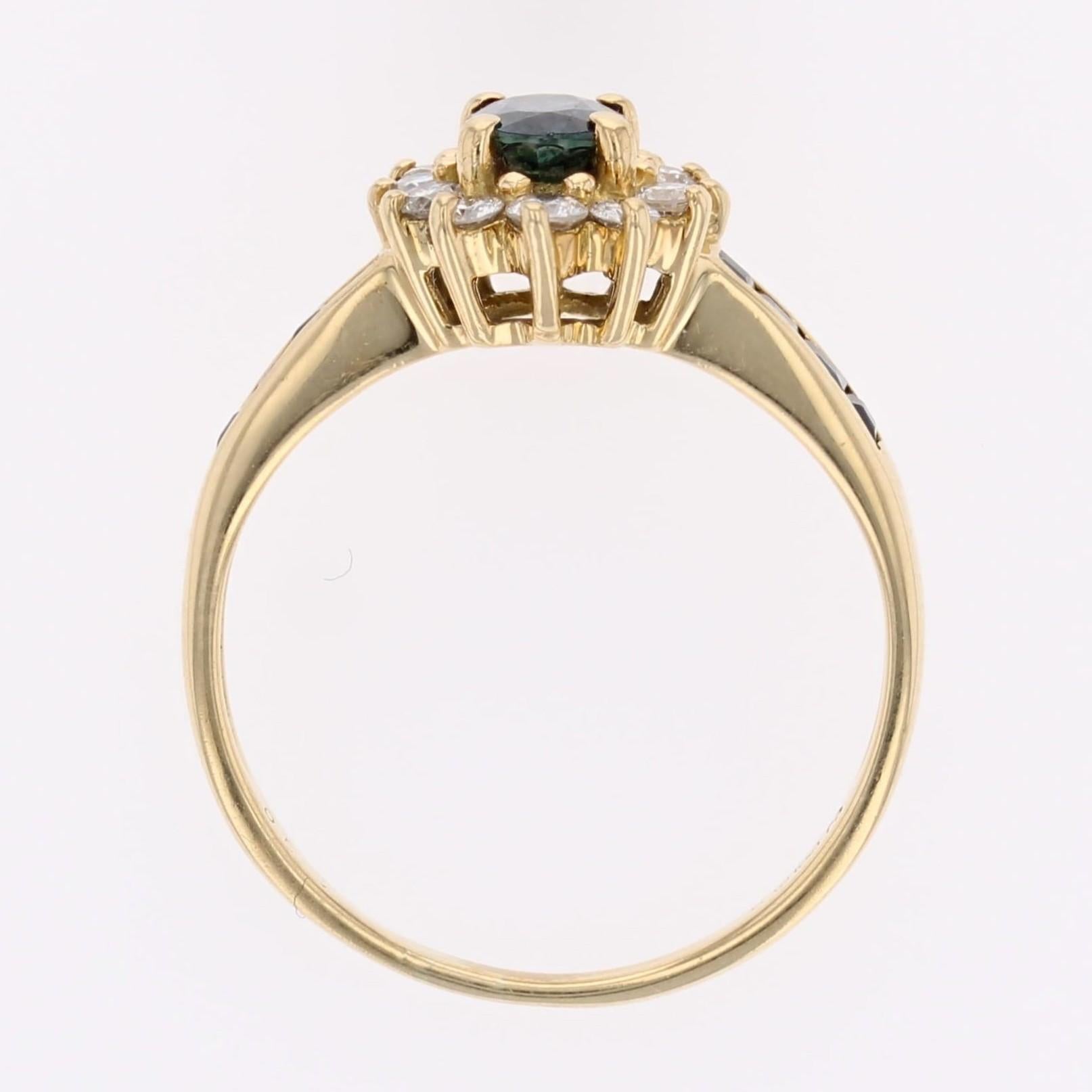 Bague marguerite moderne en or jaune 18 carats avec saphirs et diamants en vente 9