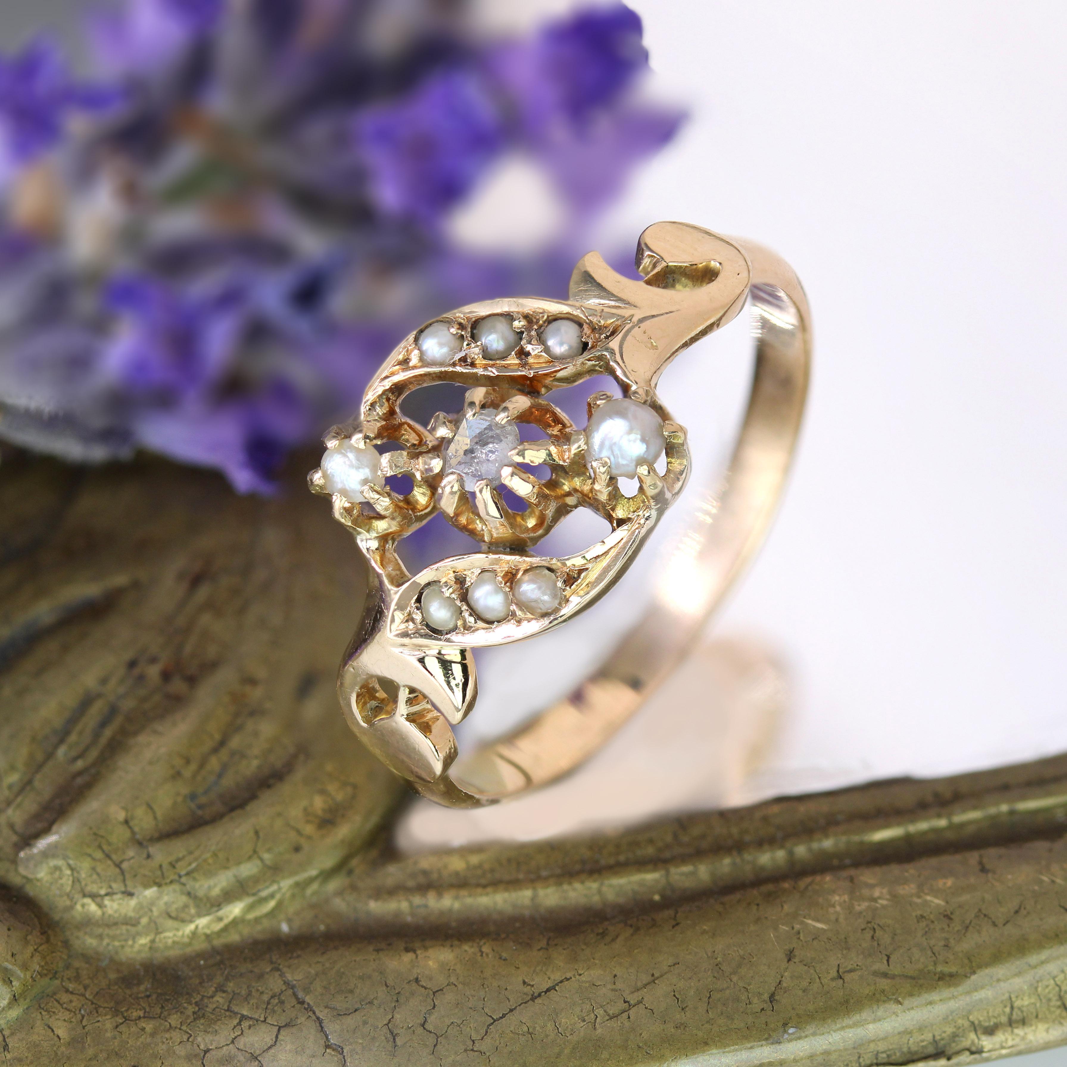 Bague française du 19ème siècle en or rose 18 carats, perles fines et diamants en vente 4