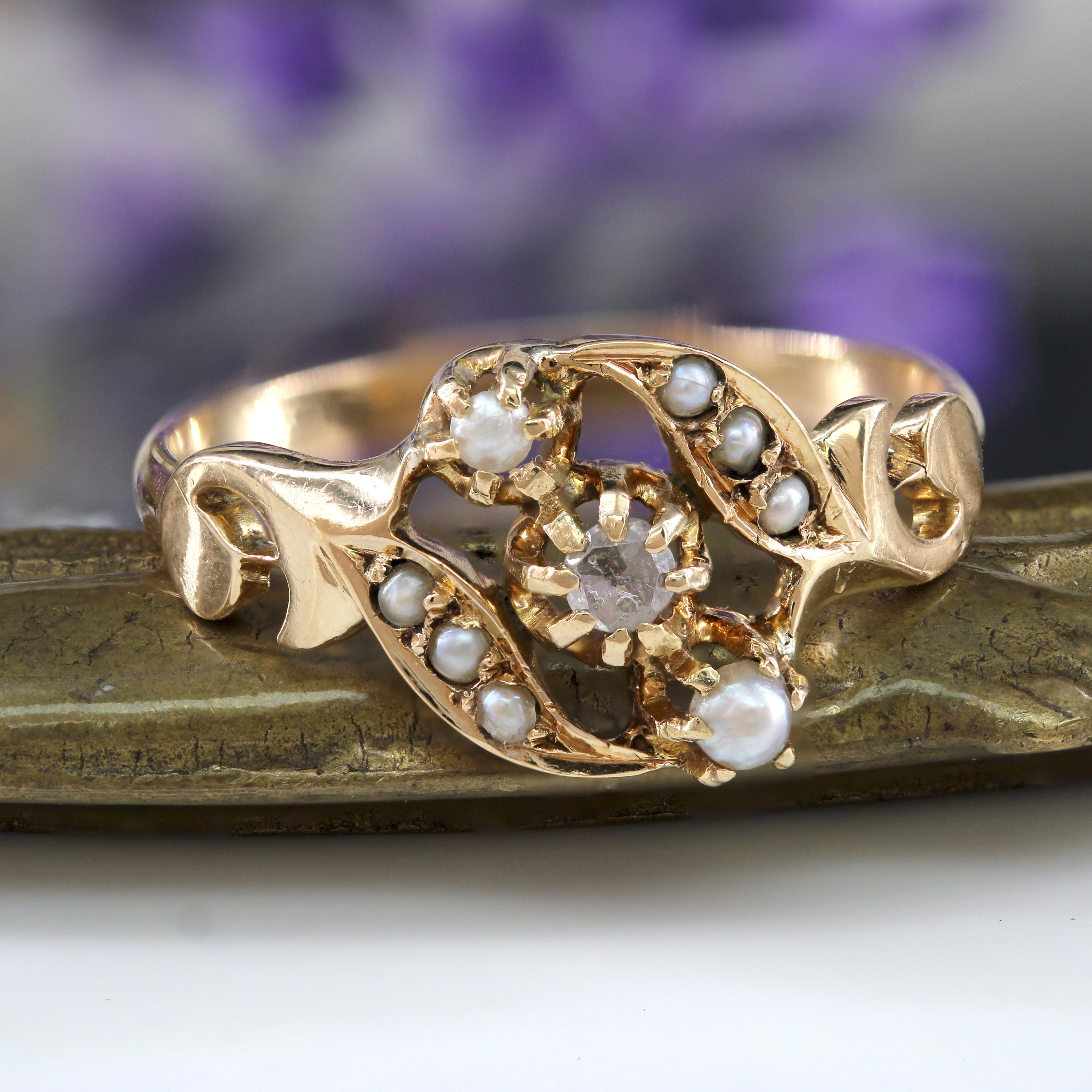 Bague française du 19ème siècle en or rose 18 carats, perles fines et diamants en vente 7