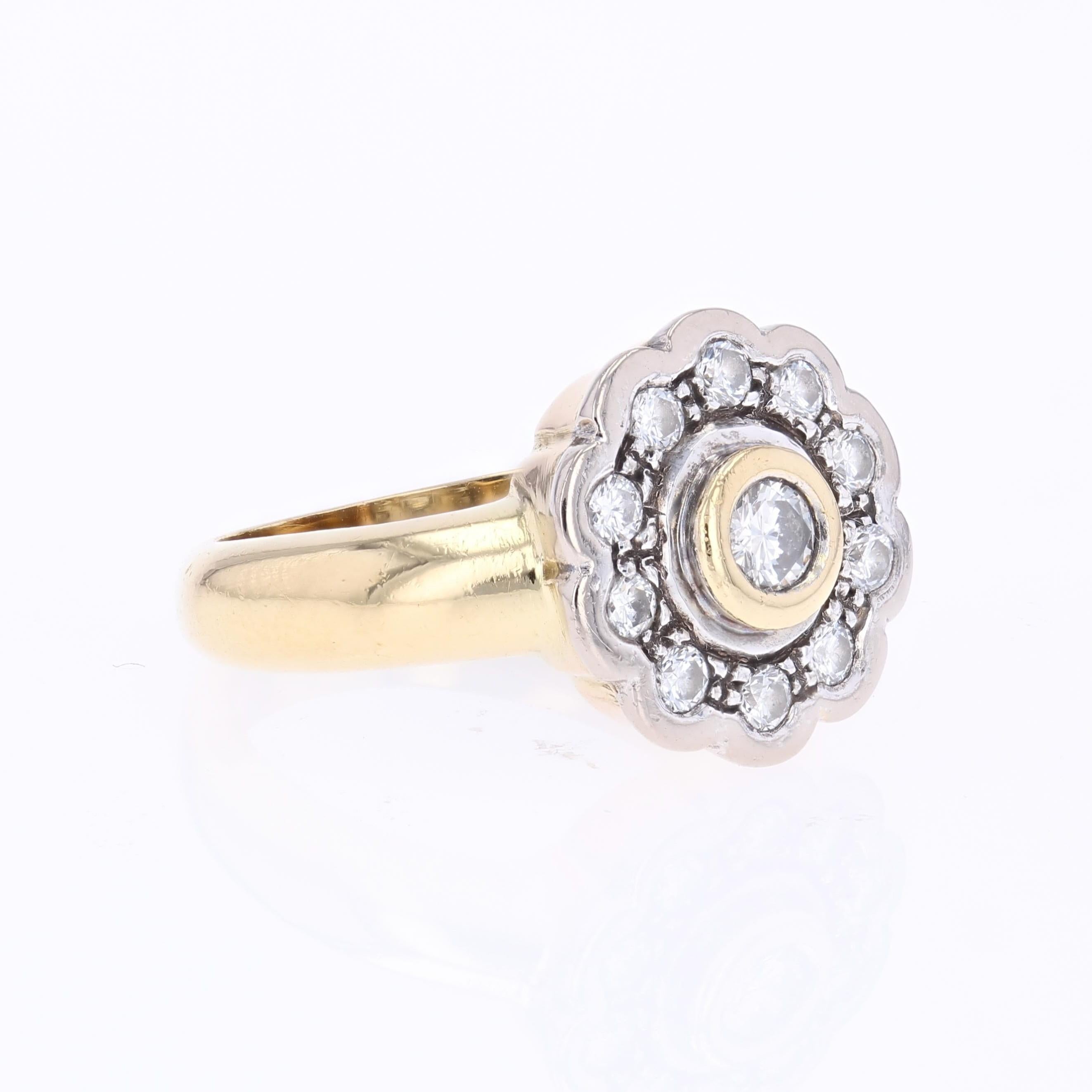 Modern Diamonds Bague marguerite en or jaune blanc 18 carats en vente 5