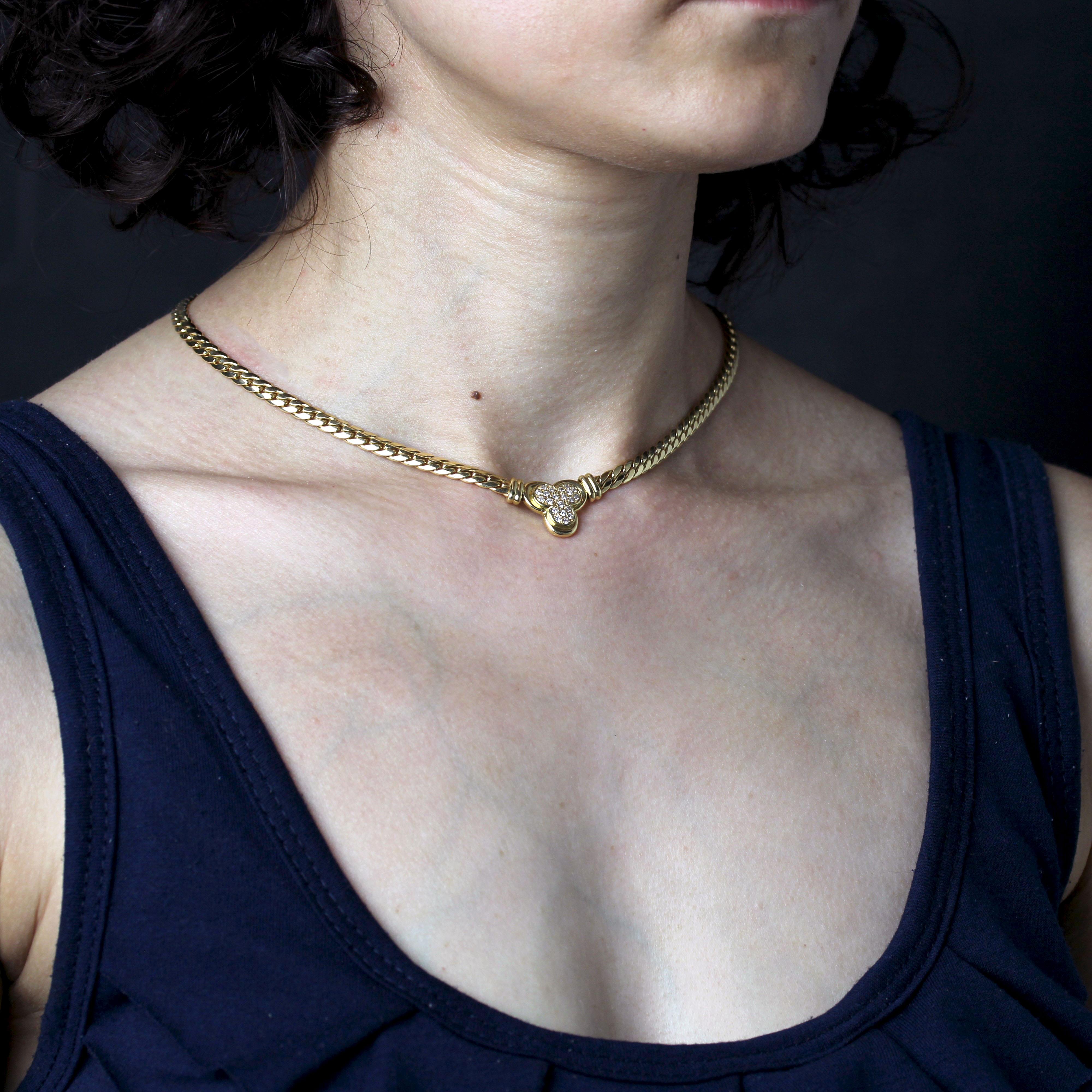 Collier trèfle en or jaune 18 carats avec diamants modernes français en vente 3