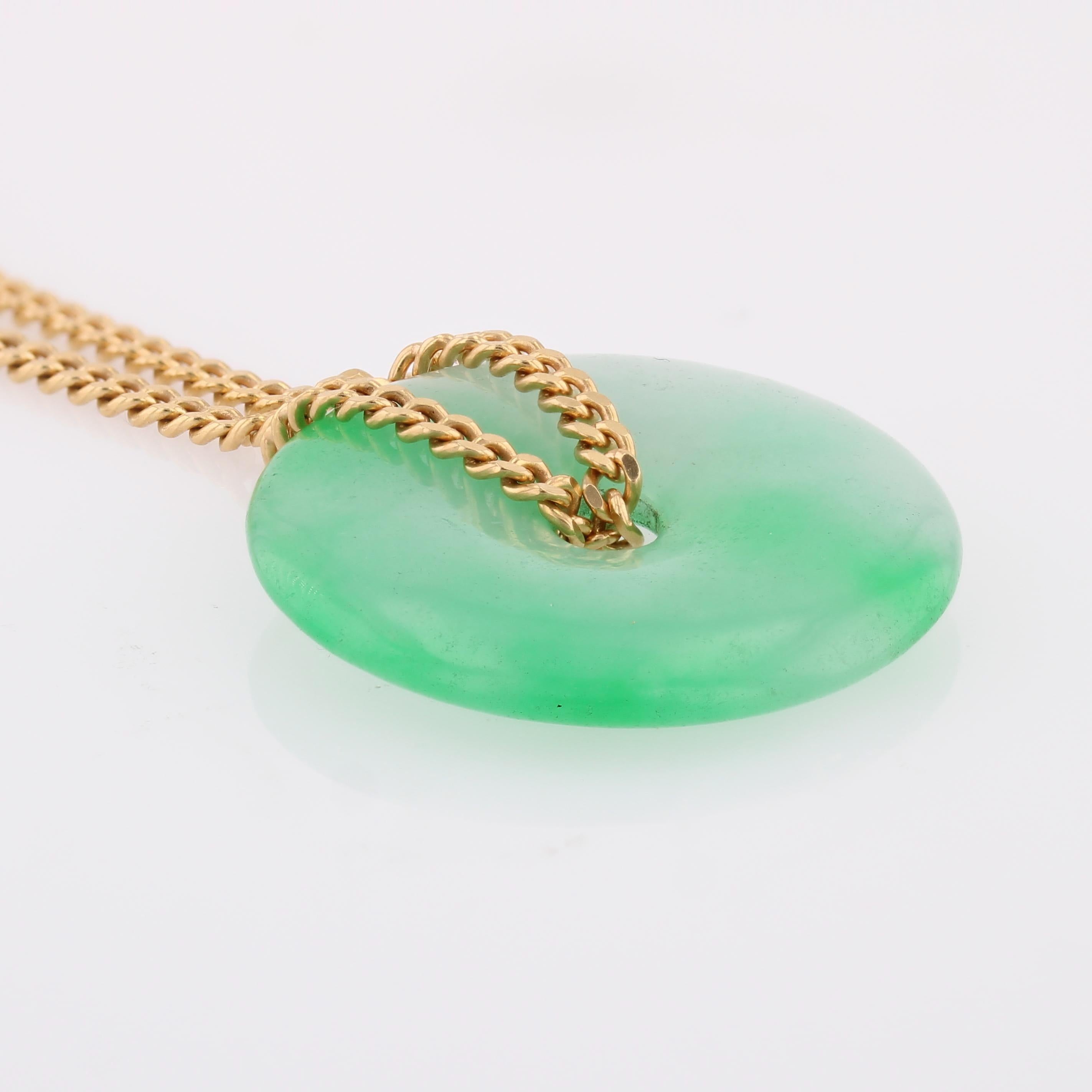 Chaîne collier moderne d'occasion en or jaune 18 carats avec disques de jade en vente 5
