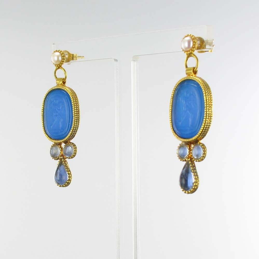 Italian Blue Cameo Vermeil Drop Earrings In New Condition In Poitiers, FR