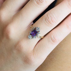 French 20th Century Purple Sapphire Diamonds 18 Karat Yellow Gold Platinum Ring
