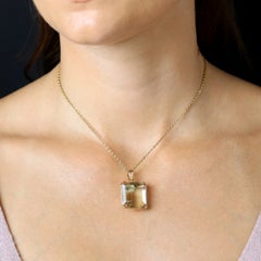 1960 38 Carats Citrine 18 Karat Yellow Gold Retro Pendant