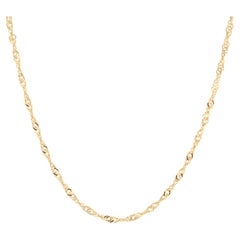 Modern Second Hand 18 Karat Yellow Gold Twisted Chain Necklace