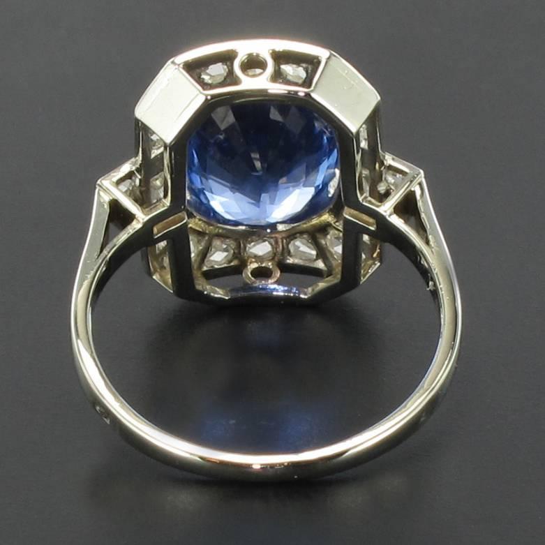 Oval Cut French 1925s Art Deco 4.60 Ceylon Sapphire Diamond Platinium White Gold Ring