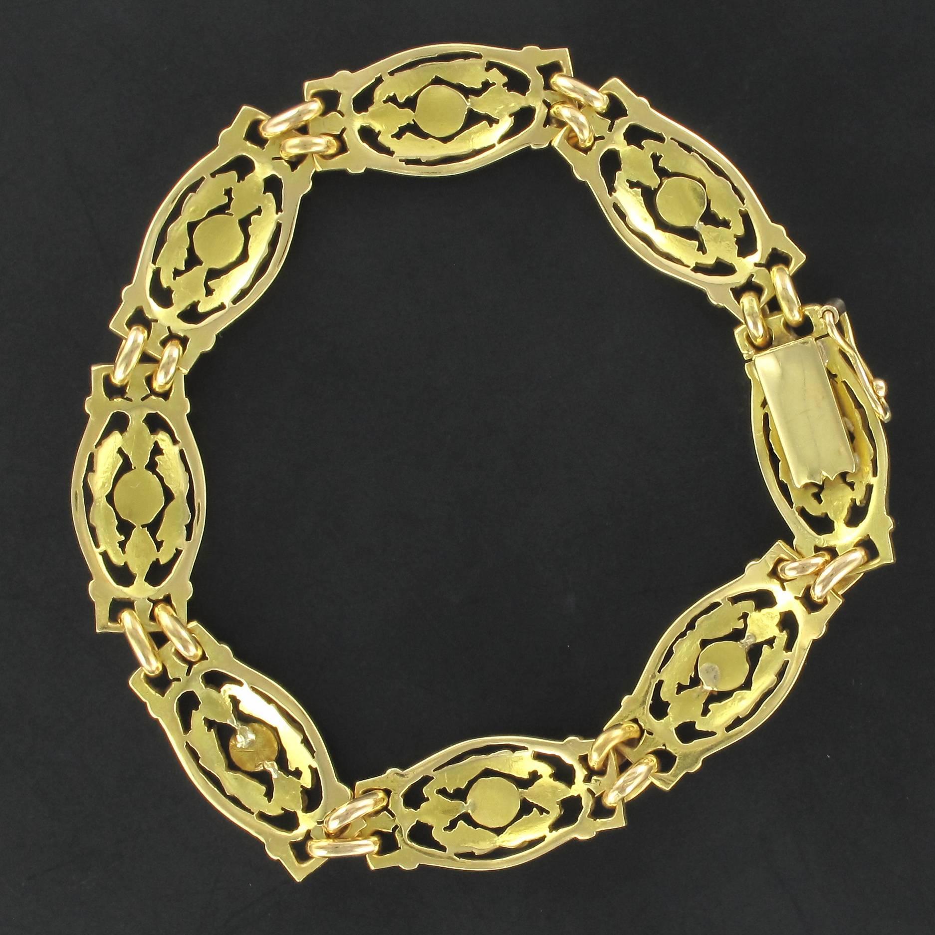 Women's French 1900s Belle Époque 18 Karat Yellow Gold Bracelet with Floral Motifs