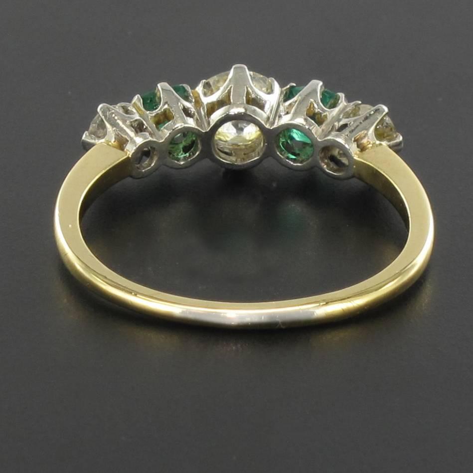 1900s Edwardian Emerald Diamonds Band Ring In Good Condition In Poitiers, FR