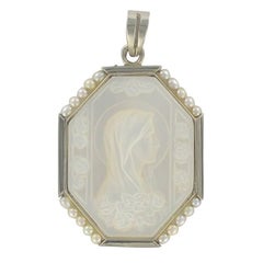 French 1900s Antique Virgin Pearl Mother of Pearl Medal Pendant