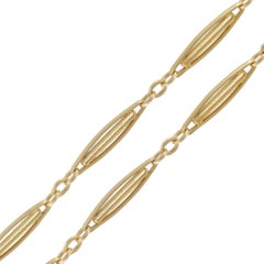 French 1900
s Belle epoque 18 Karats Yellow Gold Long Chain Necklace French 1900
s Belle epoque 18 Karats Yellow Gold Long Chain Necklace