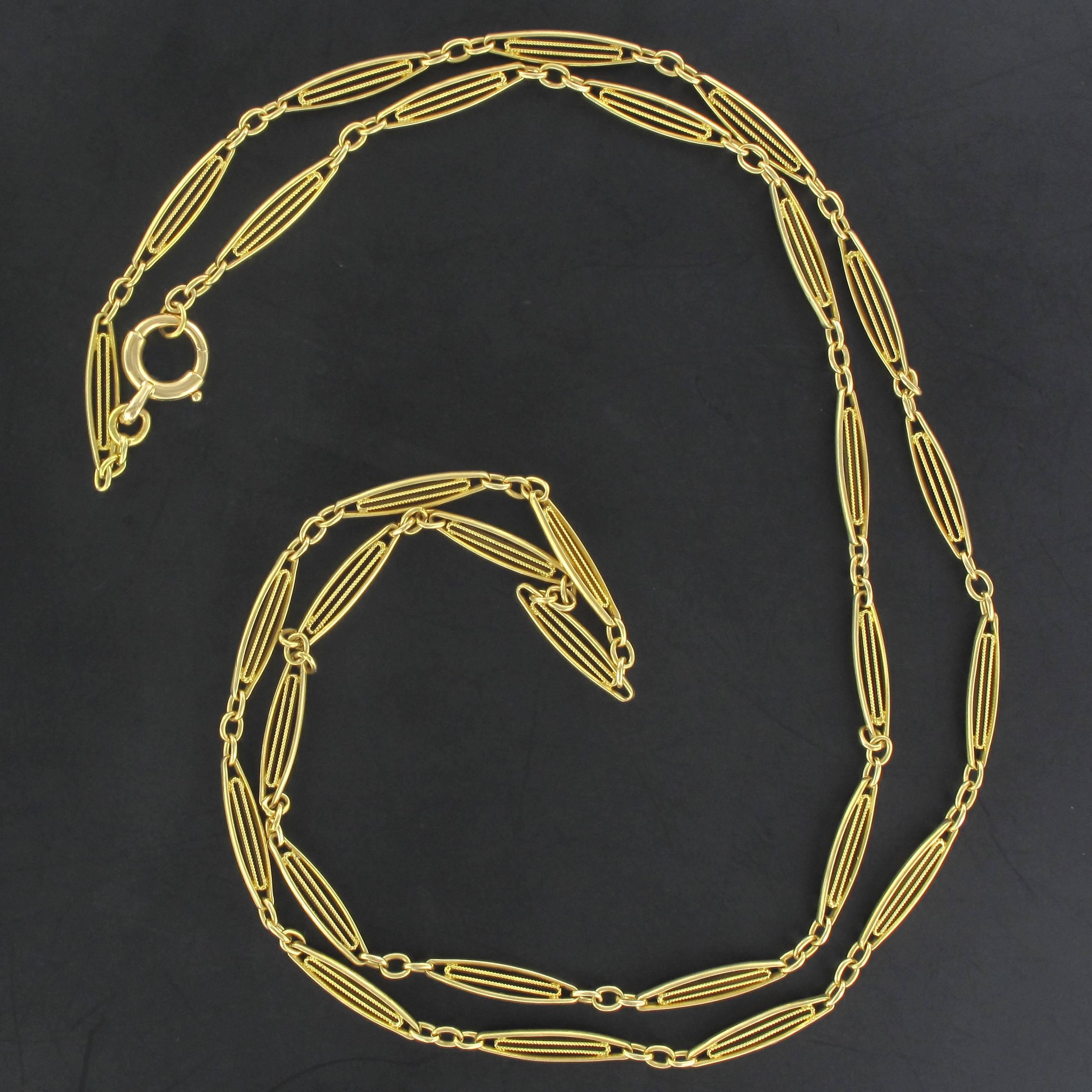 French 1900's Belle epoque 18 Karats Yellow Gold Long Chain Necklace In New Condition In Poitiers, FR