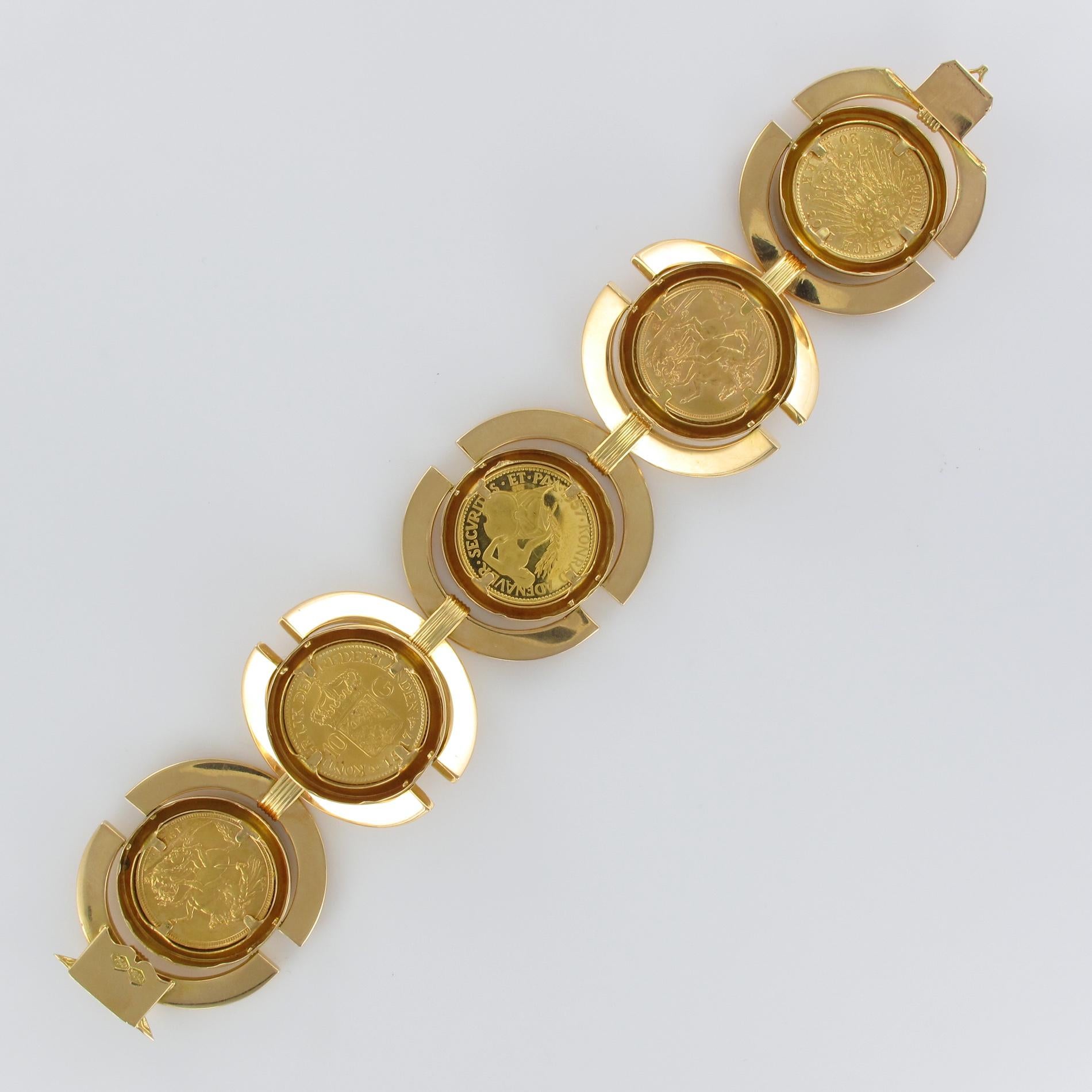 1960s Retro 18 Karat Yellow Gold Coins Bracelet 11
