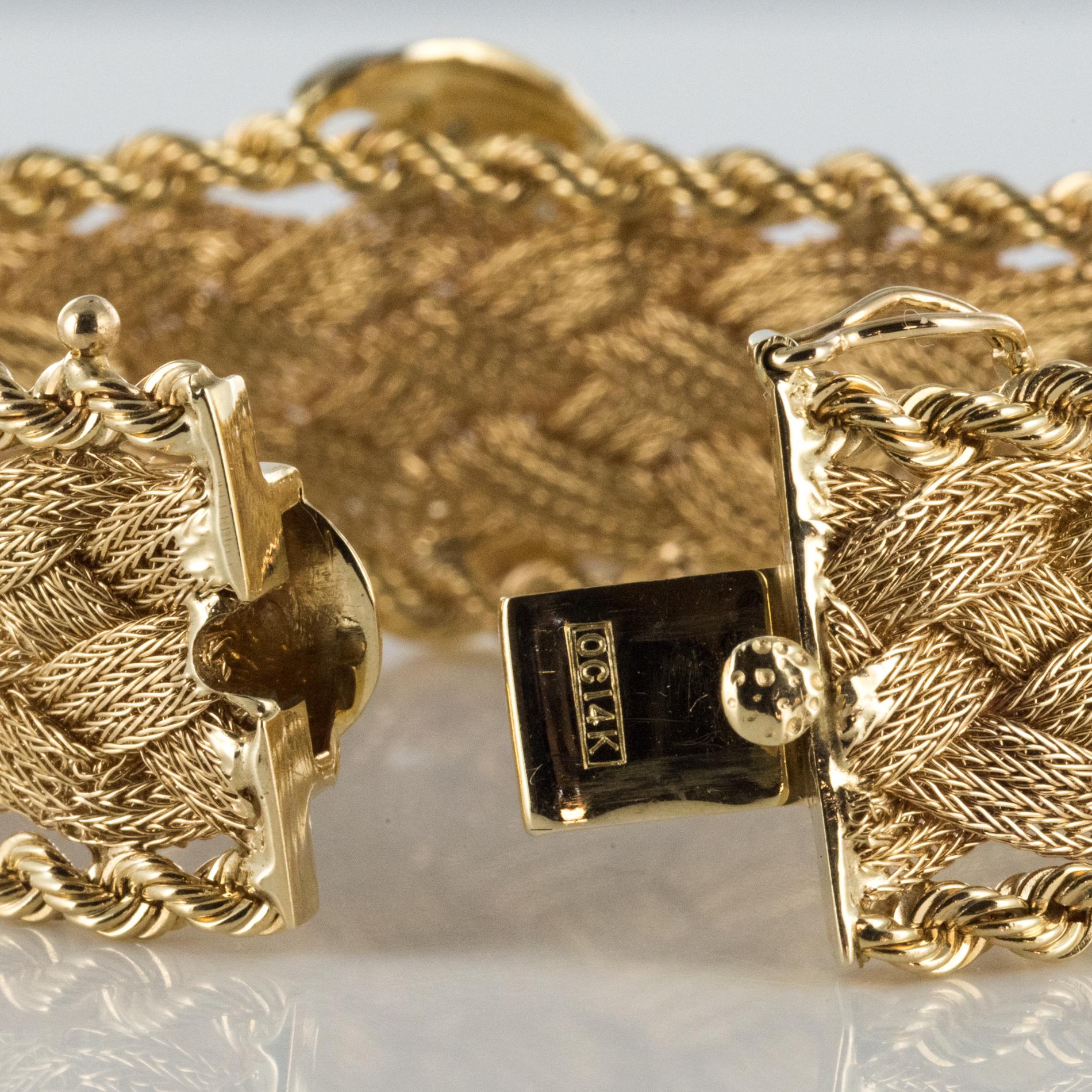 1960s Retro Yellow Gold Braids Diamonds Pair of Bracelets 11