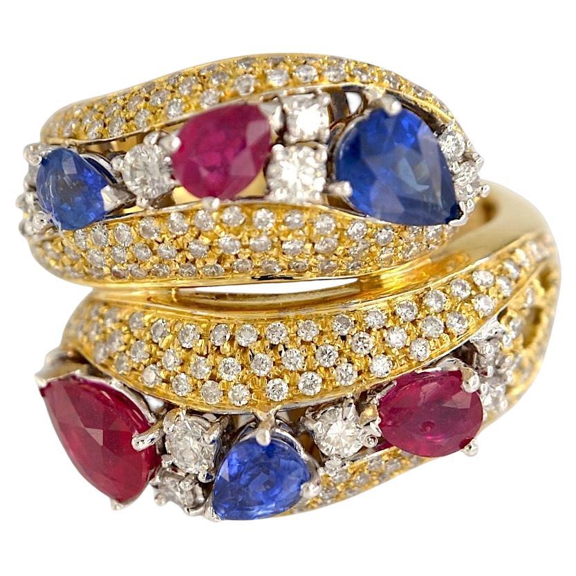 Handgefertigter Contrarié-Ring aus 18 Karat Gelbgold mit Rubinen, Saphiren und Diamanten