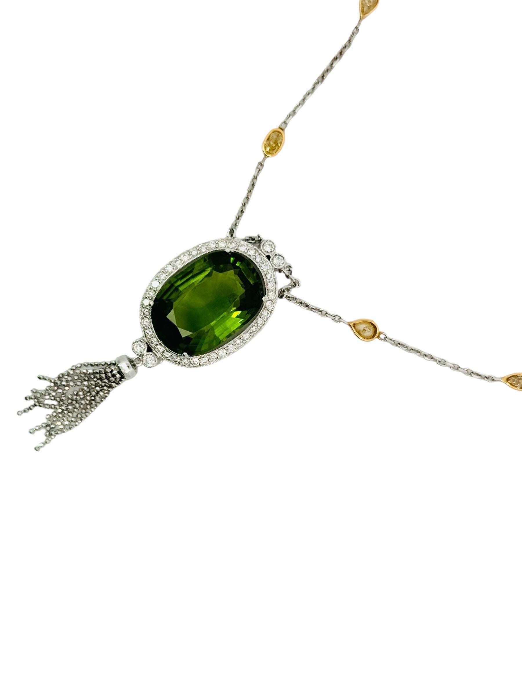 Collar de gota de peridoto y diamantes de 20,55 quilates en venta 9