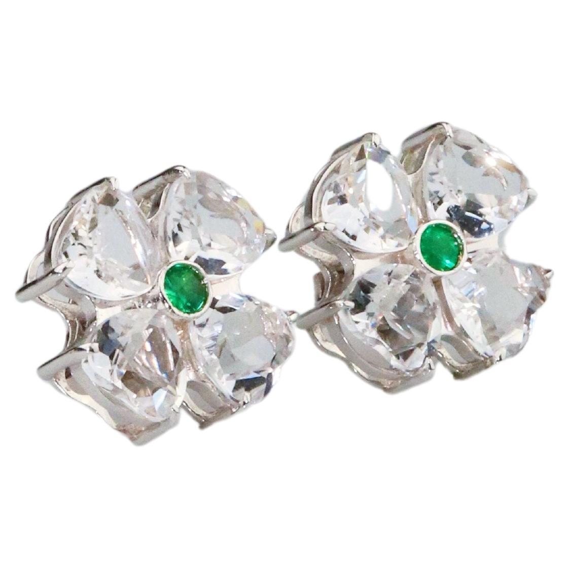 Flower Earrings & Emerald - 18K Solid White Gold For Sale