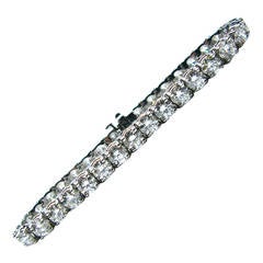 Round Brilliant Diamond Classic Line Bracelet