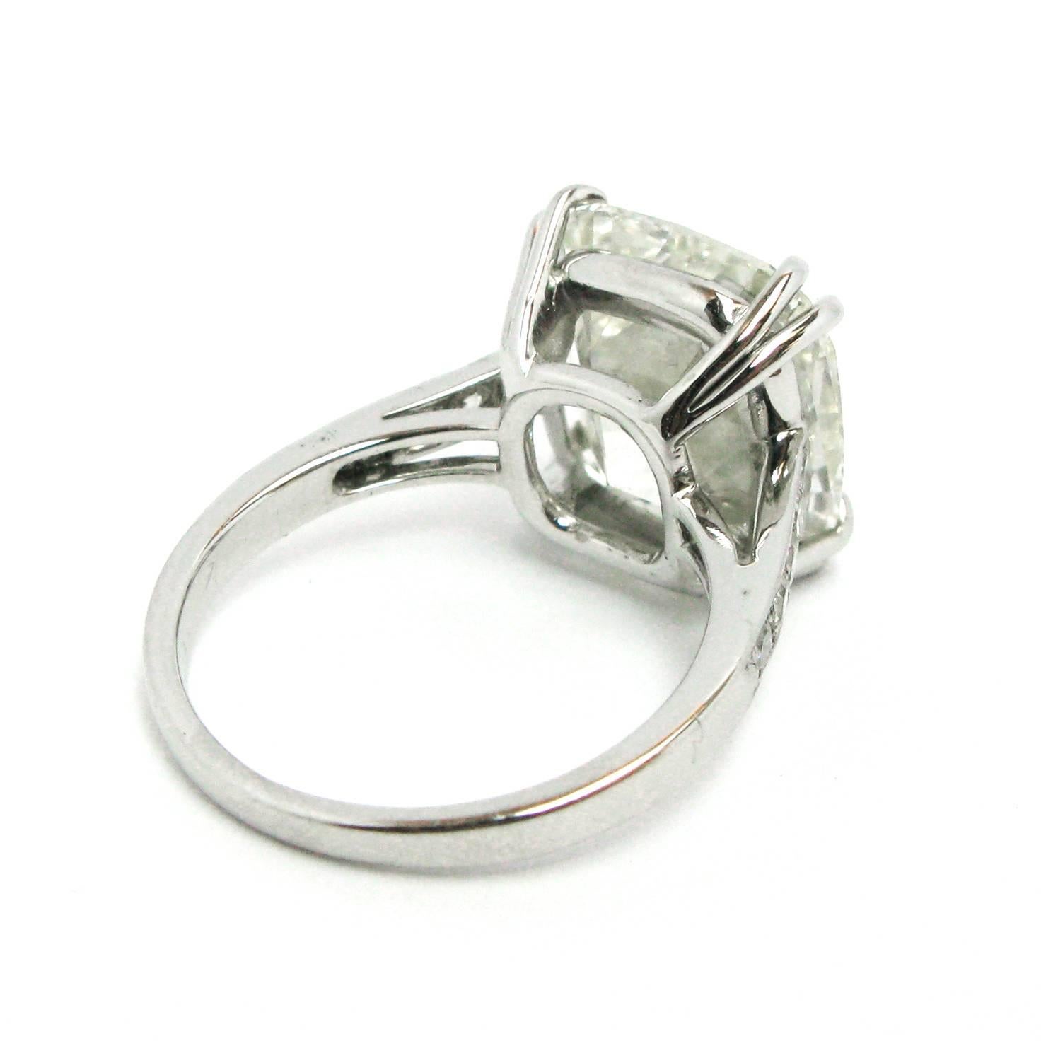 7 carat cushion cut diamond ring