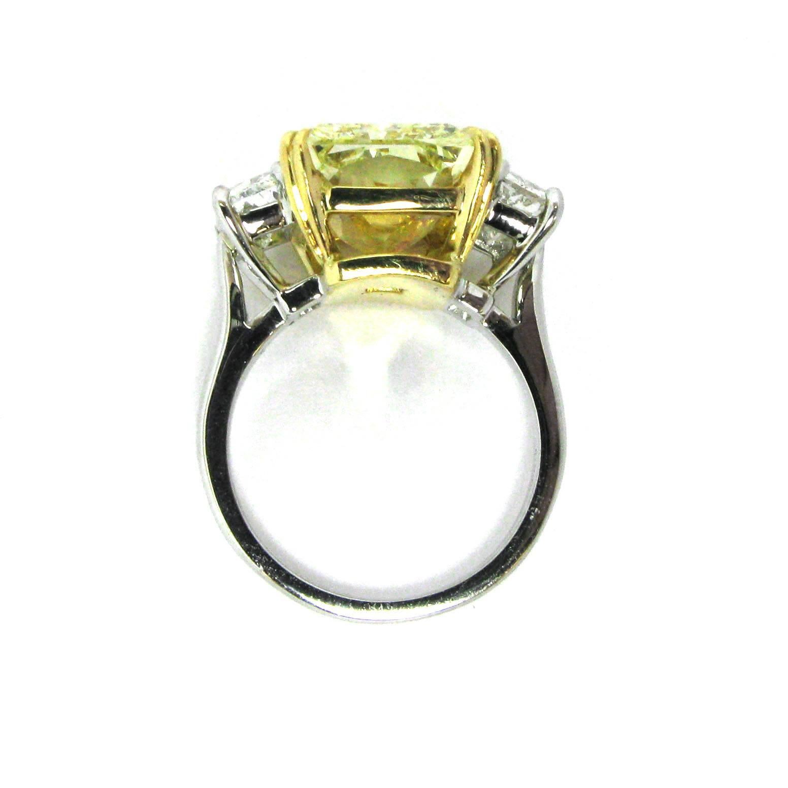 J. Birnbach 11.98 Carats Total Fancy GIA Yellow and White Diamonds Gold Ring  1