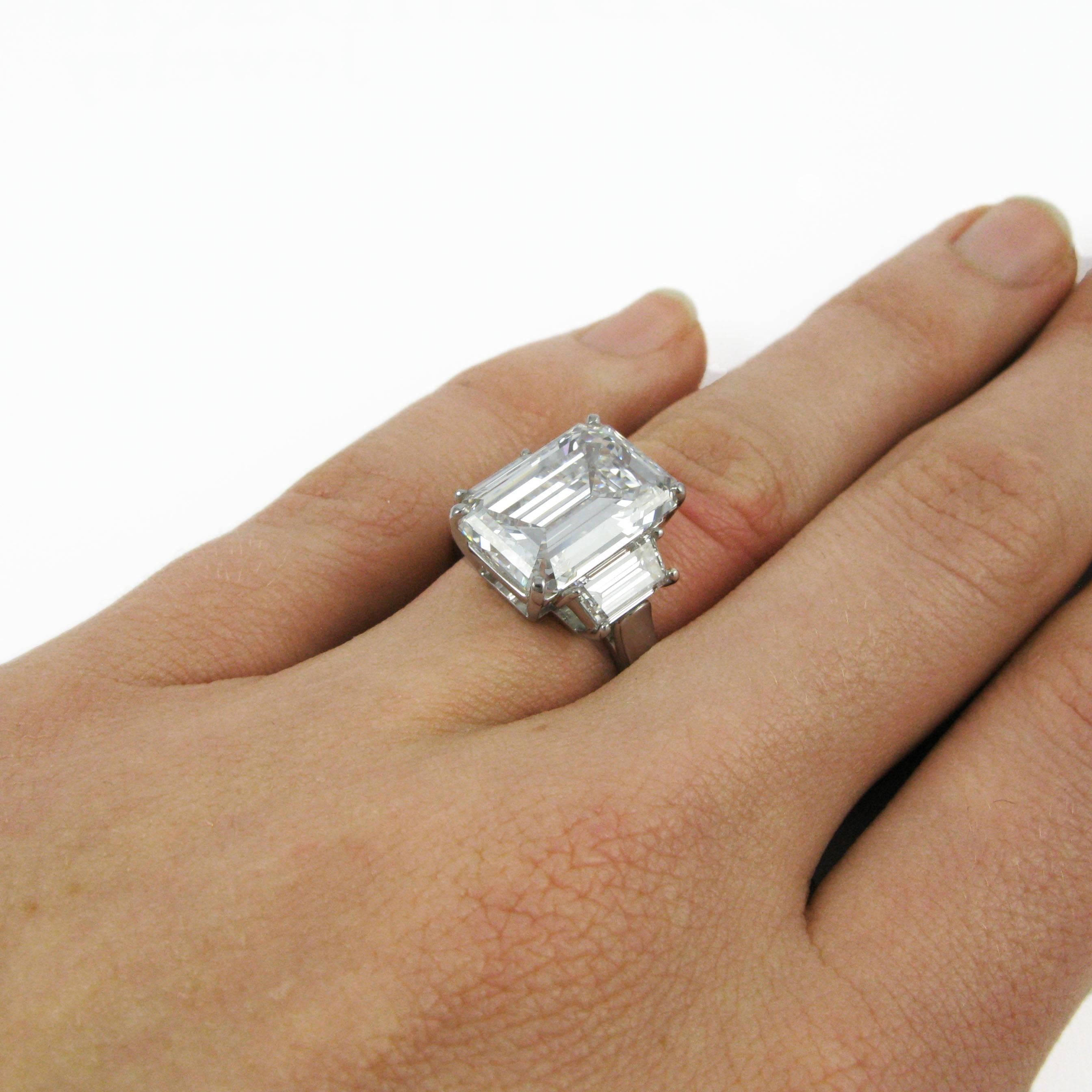Van Cleef & Arpels GIA 7.80 Carat E VS2 GIA Emerald Cut Diamond platinum Ring 2