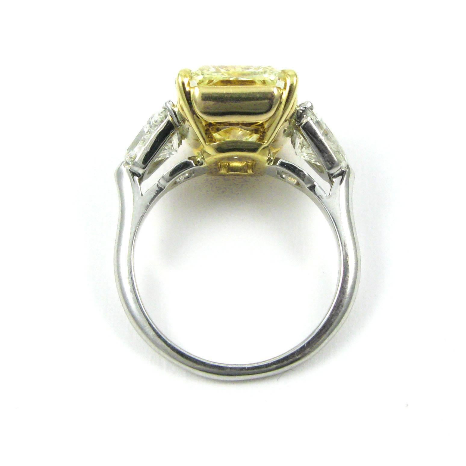 7.17 Carat Fancy Yellow Radiant Cut Diamond Ring GIA In Excellent Condition In New York, NY