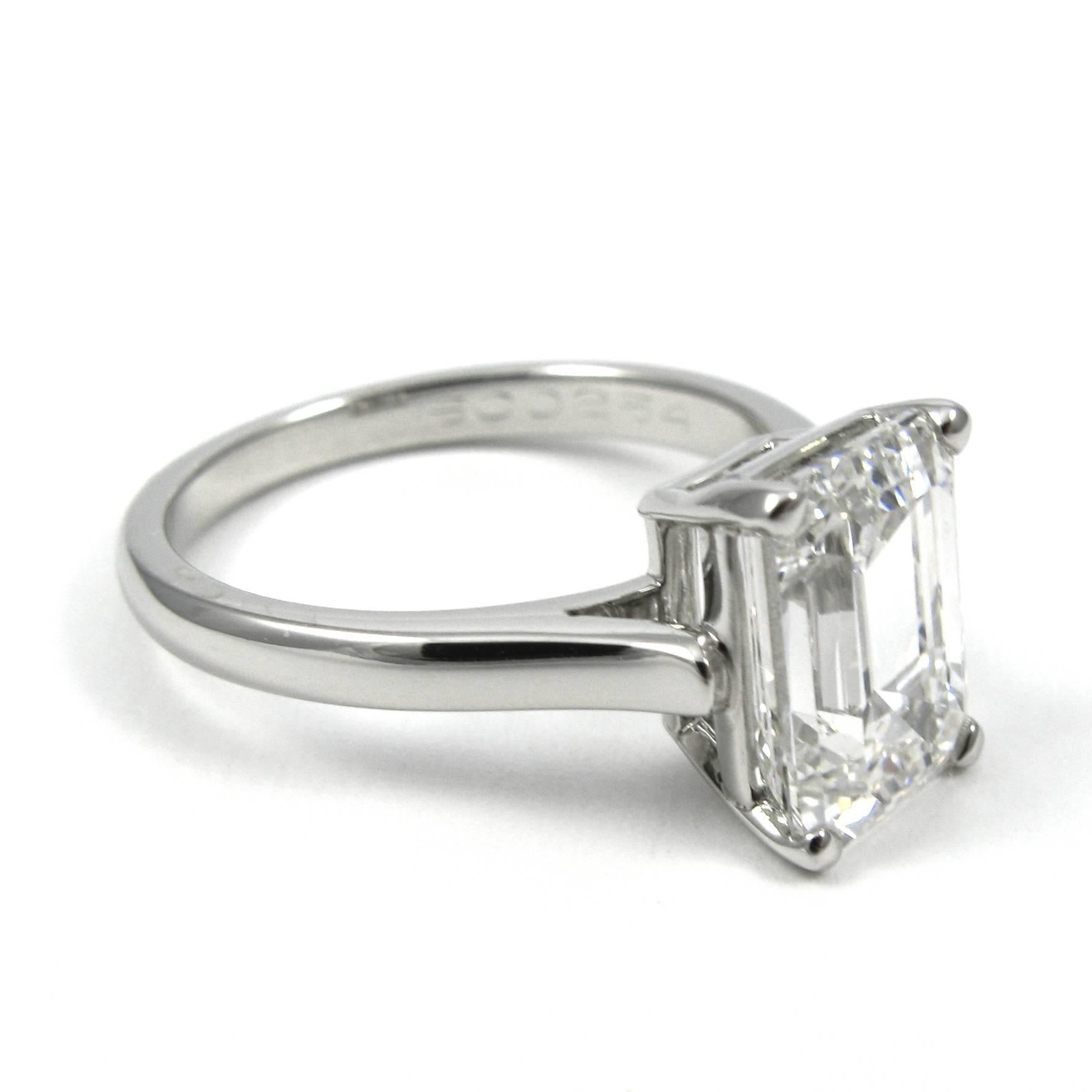 emerald cut solitaire ring