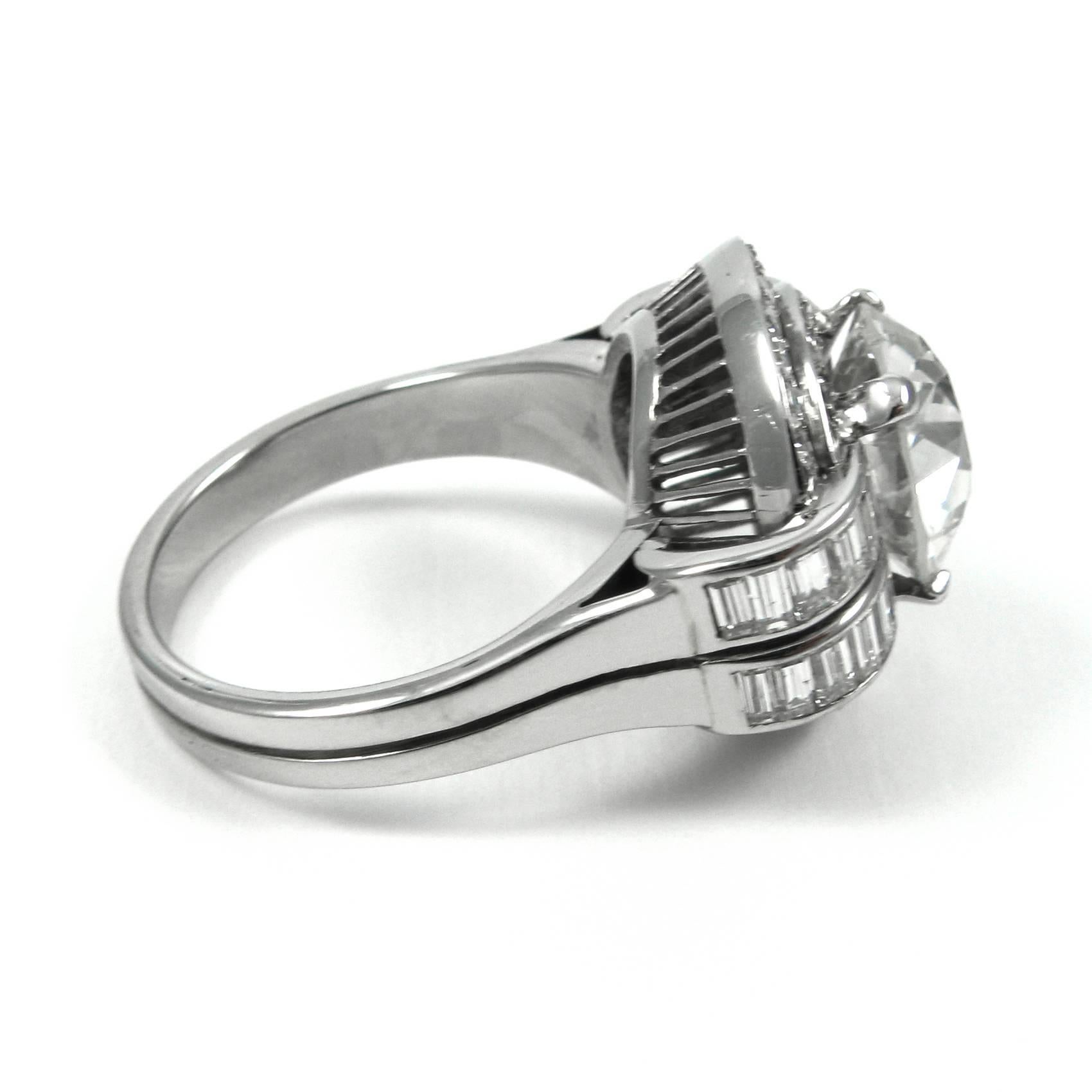 Women's or Men's Art Deco 3.19 Carat Old European Cut Diamond Platinum Ring GIA Certified