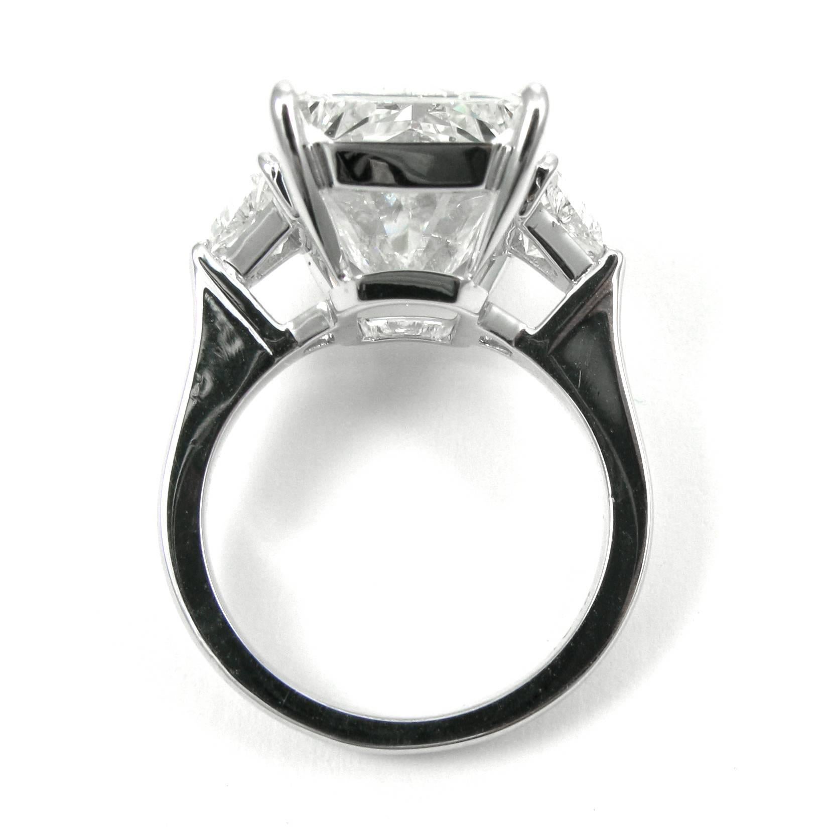 Impressive GIA Certified 12.25 Carat Radiant Cut Diamond Platinum Birnbach ring In New Condition In New York, NY