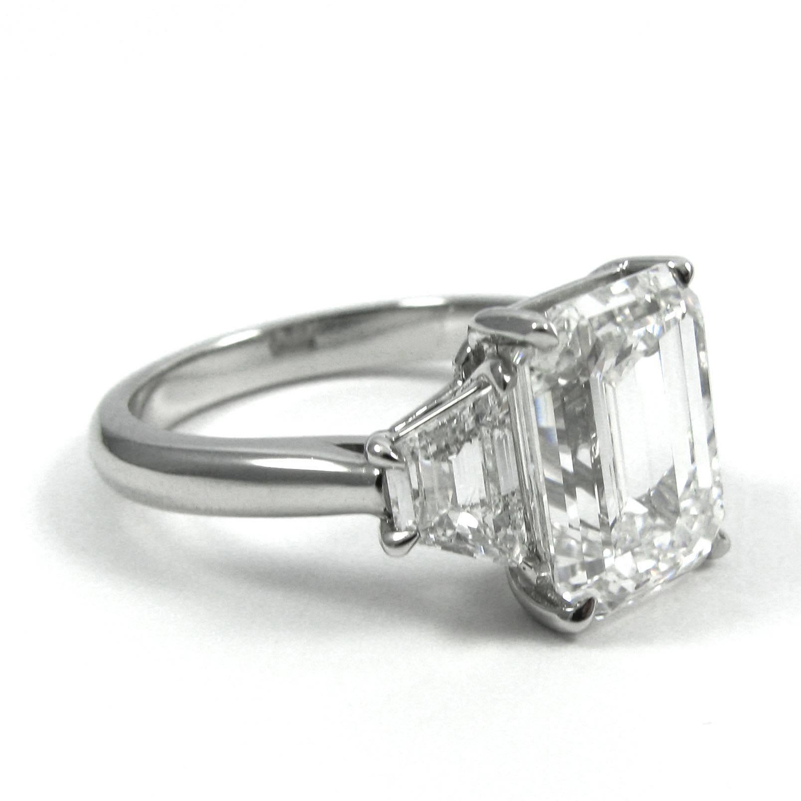 GIA Certified 4.70 Carat G VVS2 Emerald Cut Diamond Platinum Ring by J Birnbach In Excellent Condition In New York, NY