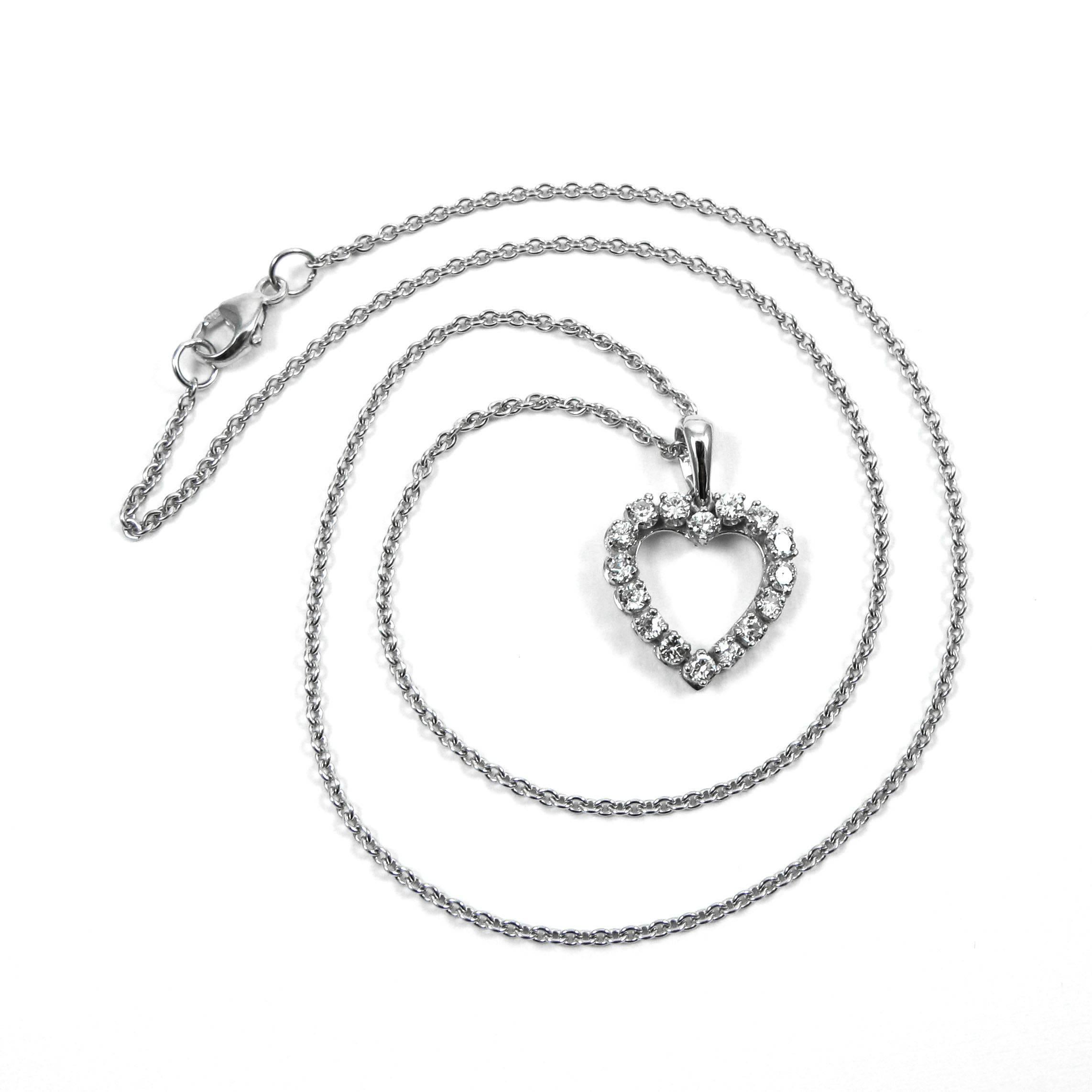 Women's or Men's 0.96 Carat Total Diamond and White Gold Heart Pendant Necklace