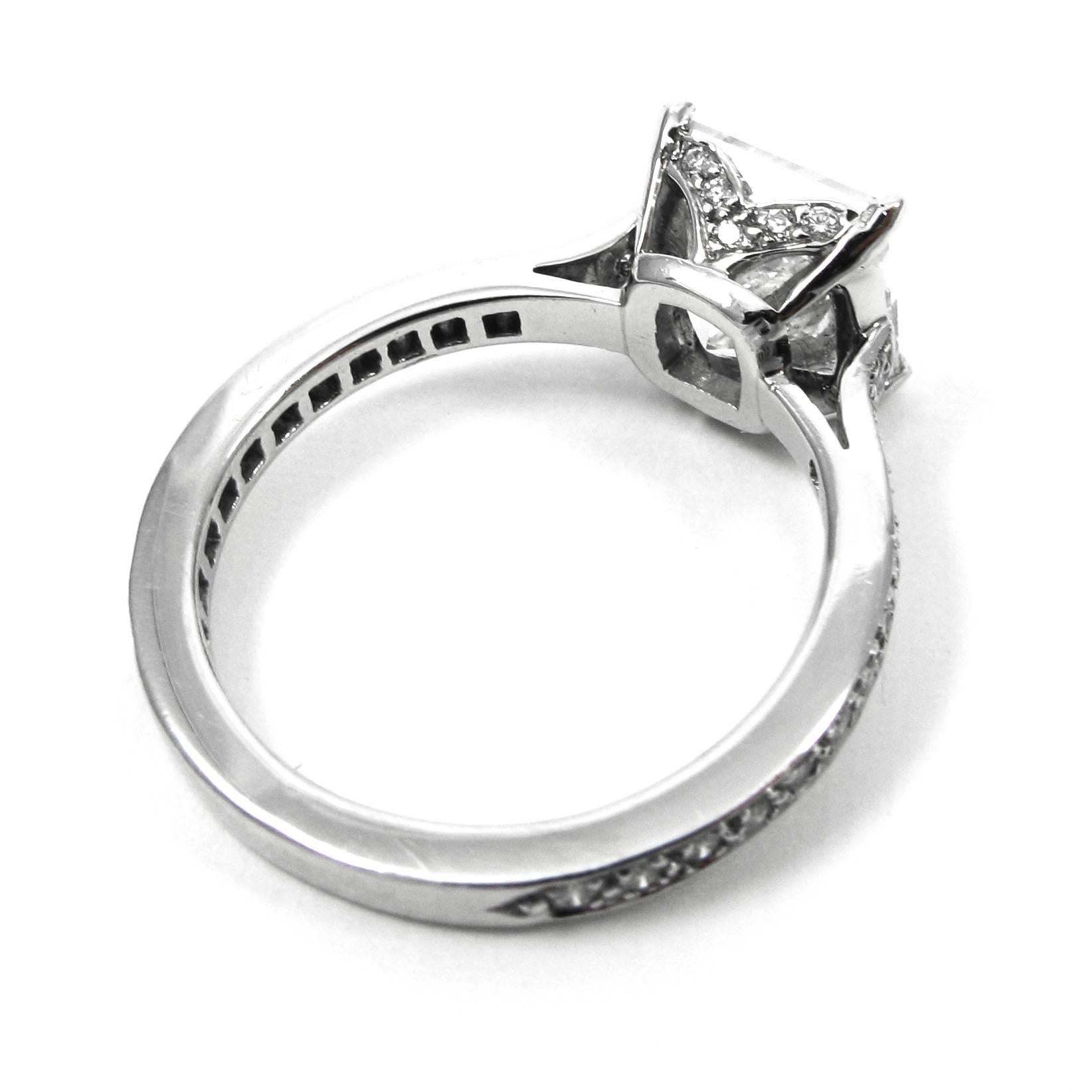 Women's or Men's GIA Certified 2.04 Carat Princess-Cut Diamond Pave Platinum Ring