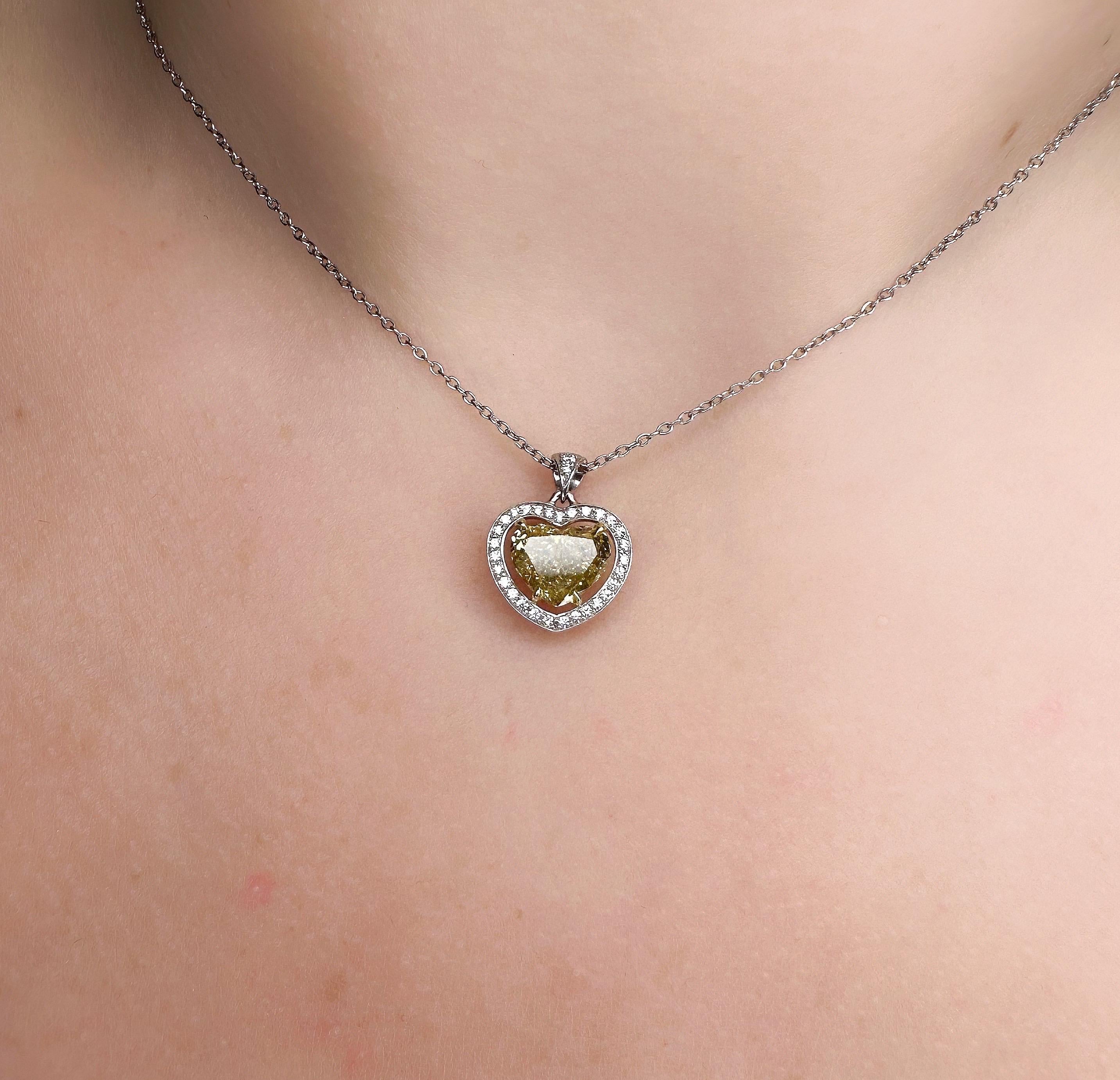 J. Birnbach GIA Certified 1.82 Carat Fancy Yellow Heart Shape Diamond Necklace For Sale 2