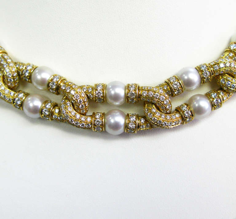 Pearl Diamond Yellow Gold Necklace In Excellent Condition In New York, NY