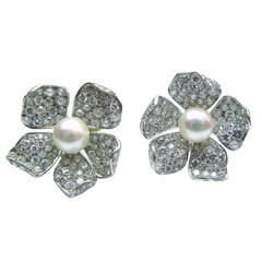 Pearl Diamond Platinum Flower Motif Ear Clips 4