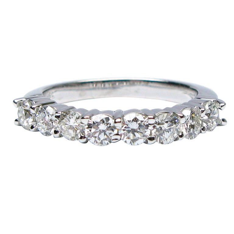 Runder Brillant-Diamant-Hochzeitsring im Angebot