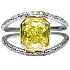 GIA Fancy Yellow Radiant Diamond Gold Ring