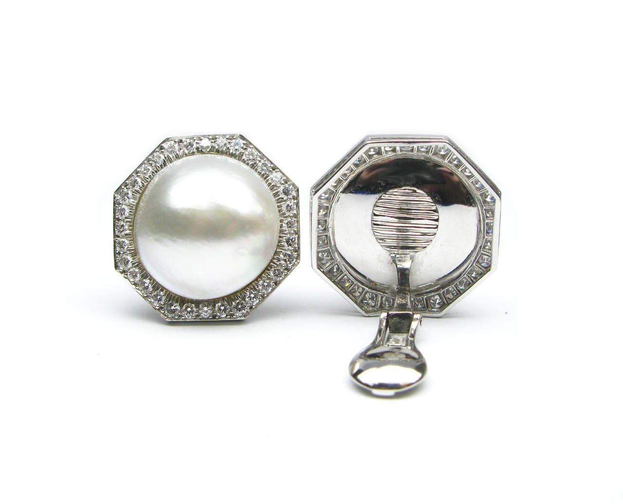 David Webb Pearl Diamond Clip Earrings In Excellent Condition In New York, NY