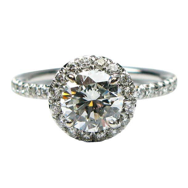 1.01 Carat Round Brilliant Diamond Engagement Ring at 1stDibs