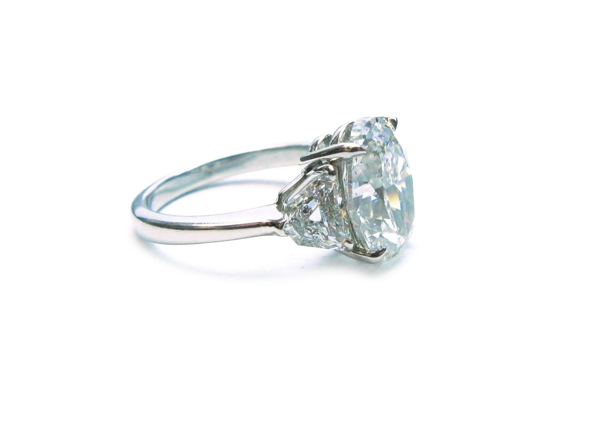 3.63 Carat GIA Cert Oval Diamond Platinum Engagement Ring In New Condition In New York, NY