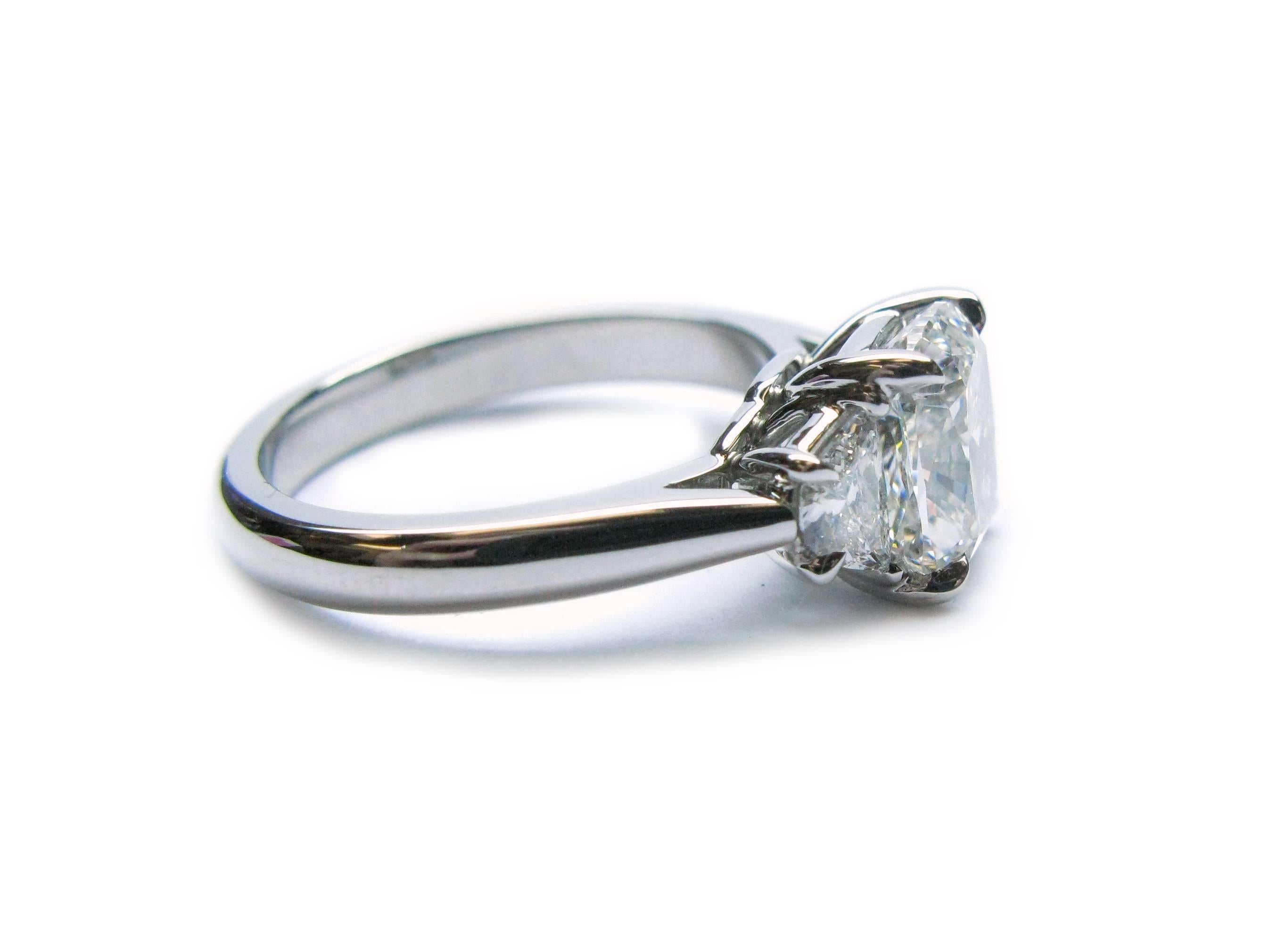 2.07 Carat Cushion Diamond Platinum Engagement Ring In New Condition In New York, NY