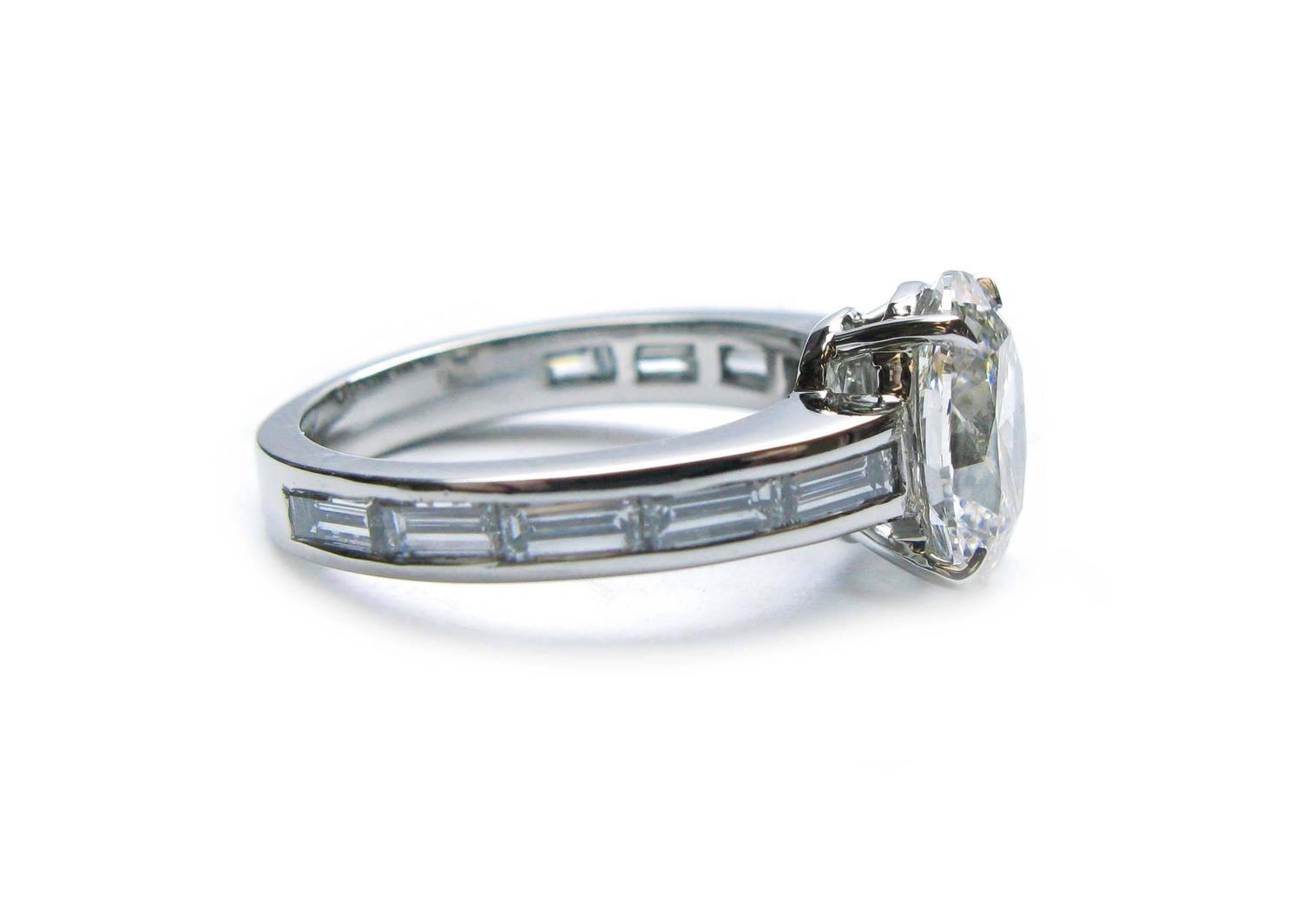 Elegant 2 Karat Oval Diamond Ring