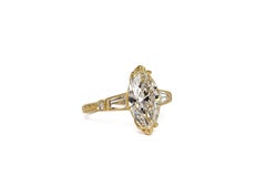Bague solitaire à trois pierres avec un diamant taille marquise de 2,01 carats, GIA, G, SI1, signé J. Birnbach
