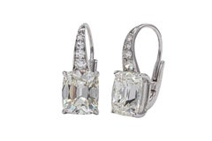 Boucles d'oreilles pendantes en or blanc 18 carats de J. Birnbach, serties de diamants « Old Mine » d'un poids total de 6,09 carats certifiés par le GIA
