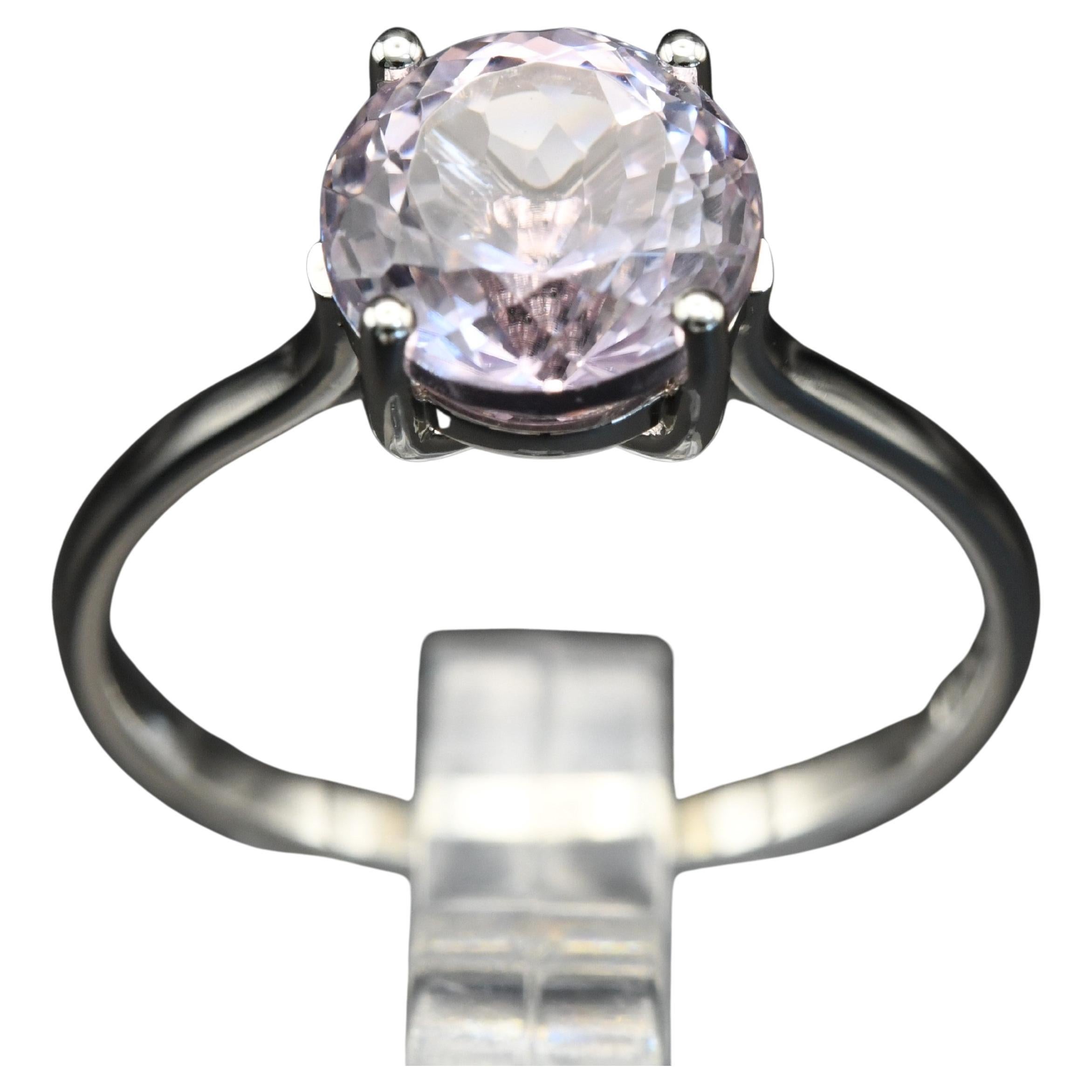 Anello di platino con Kunzite rosa in vendita