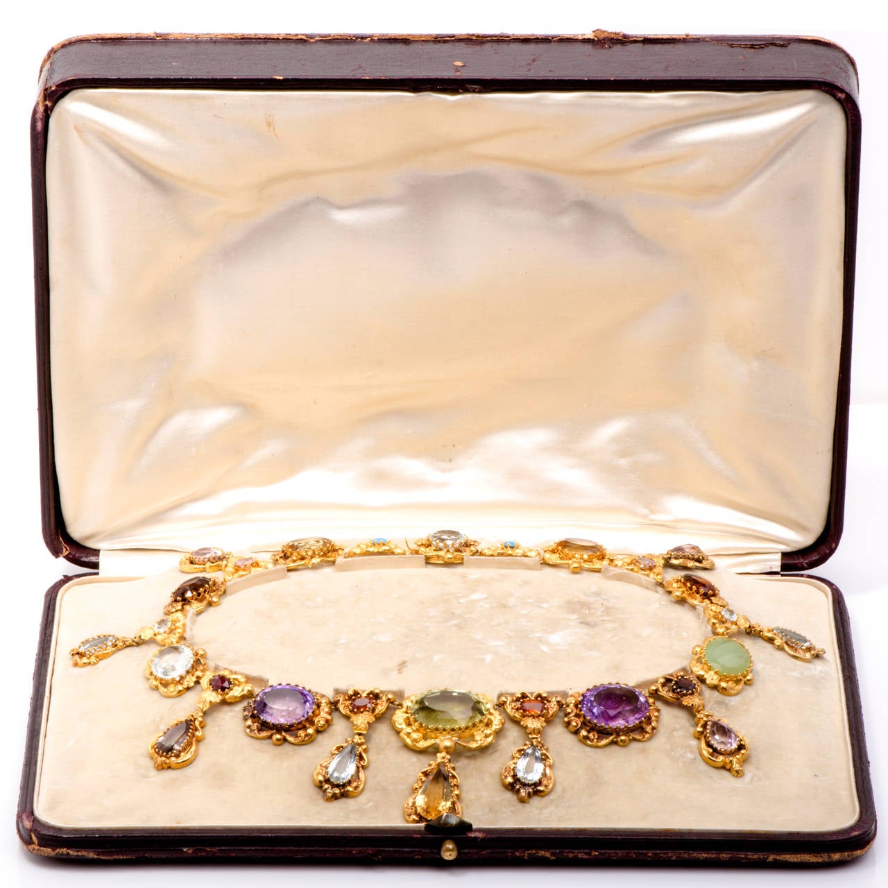 Multicolored Gemstone Gold Necklace Circa 1700s In Excellent Condition In Miami, FL