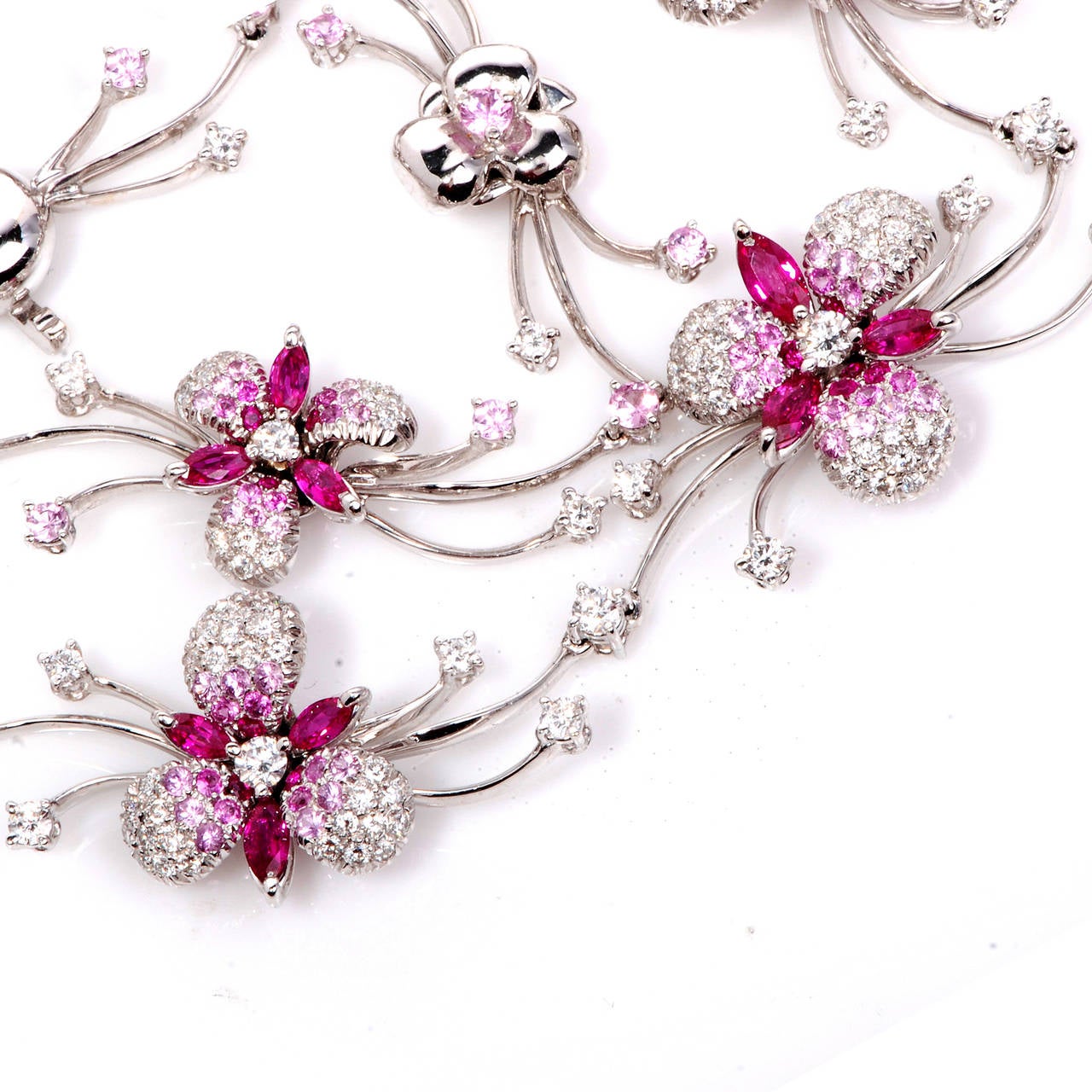 Stefan Hafner Sapphire Diamond Gold Flower Necklace In Excellent Condition In Miami, FL