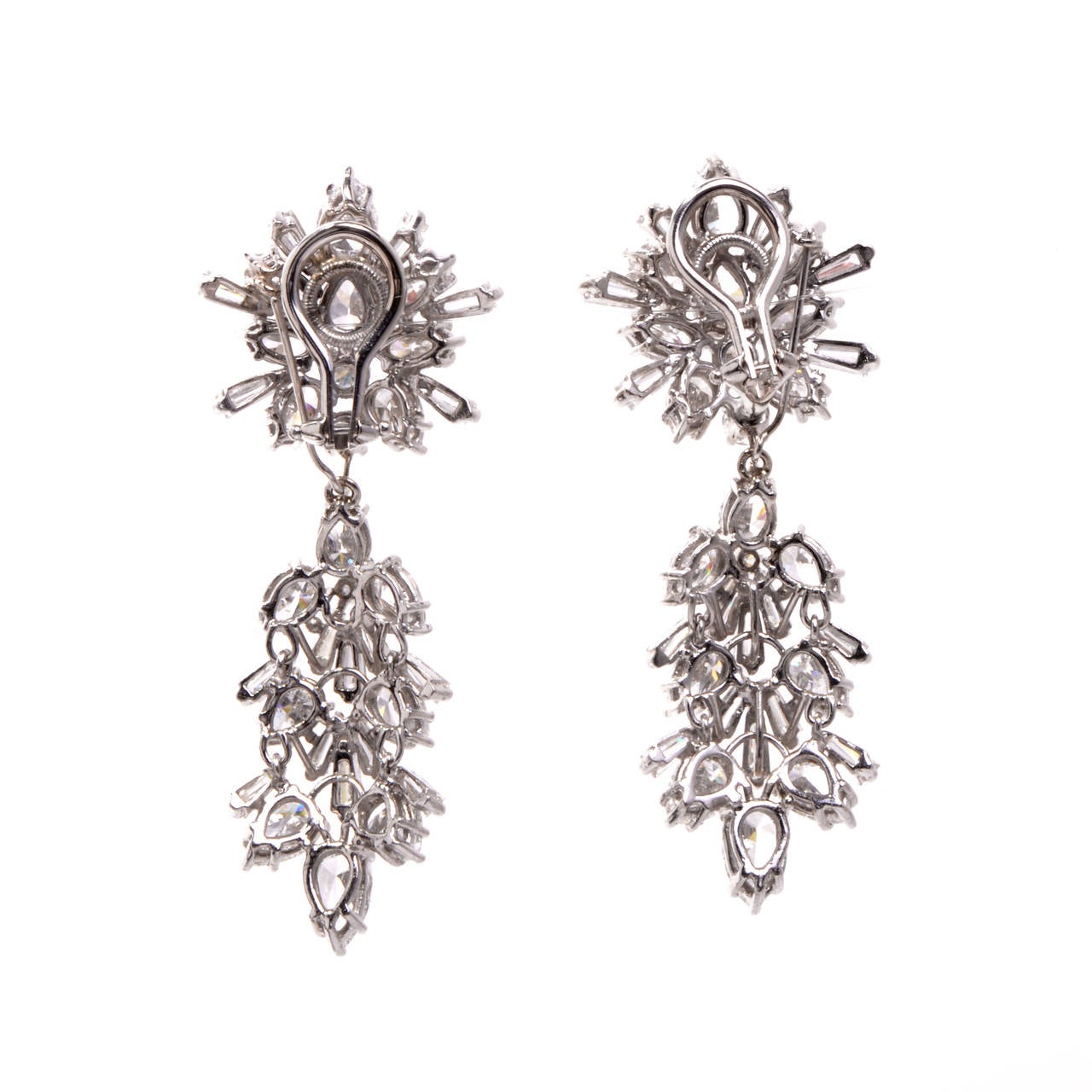 Diamond Platinum Day and Night Earrings Circa 1960s In Excellent Condition In Miami, FL
