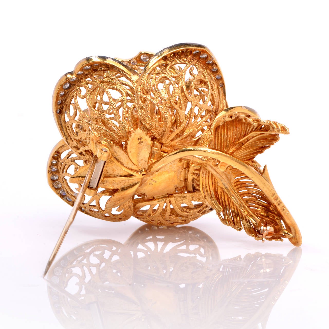 Hammerman Brothers  Diamond Gold Blooming Flower Pin In Excellent Condition In Miami, FL